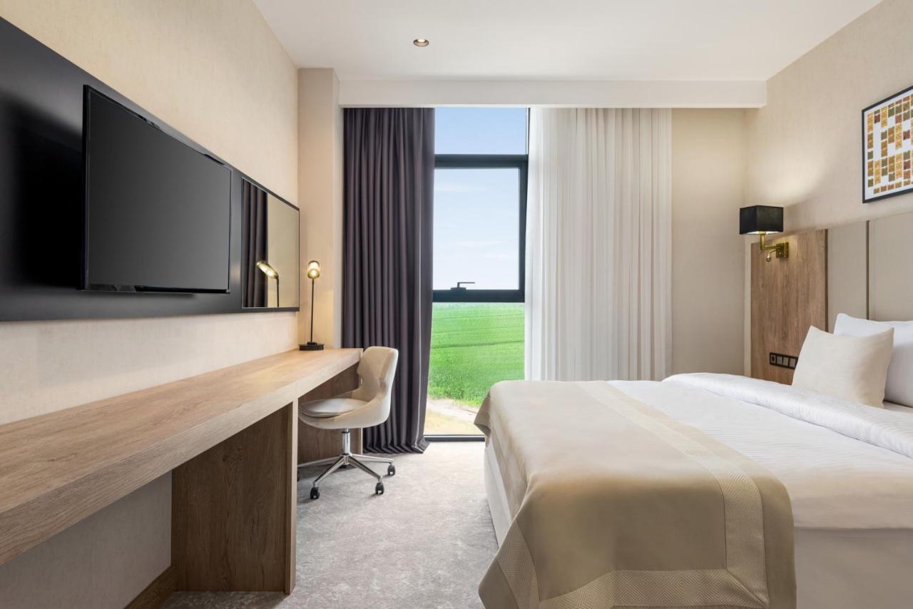 Ramada Plaza By Wyndham Batman Otel Dış mekan fotoğraf