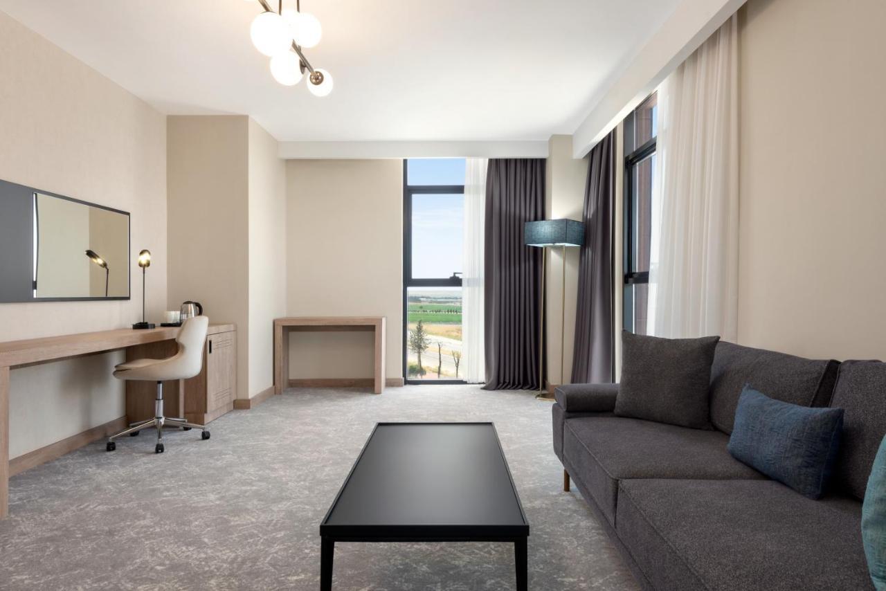 Ramada Plaza By Wyndham Batman Otel Dış mekan fotoğraf