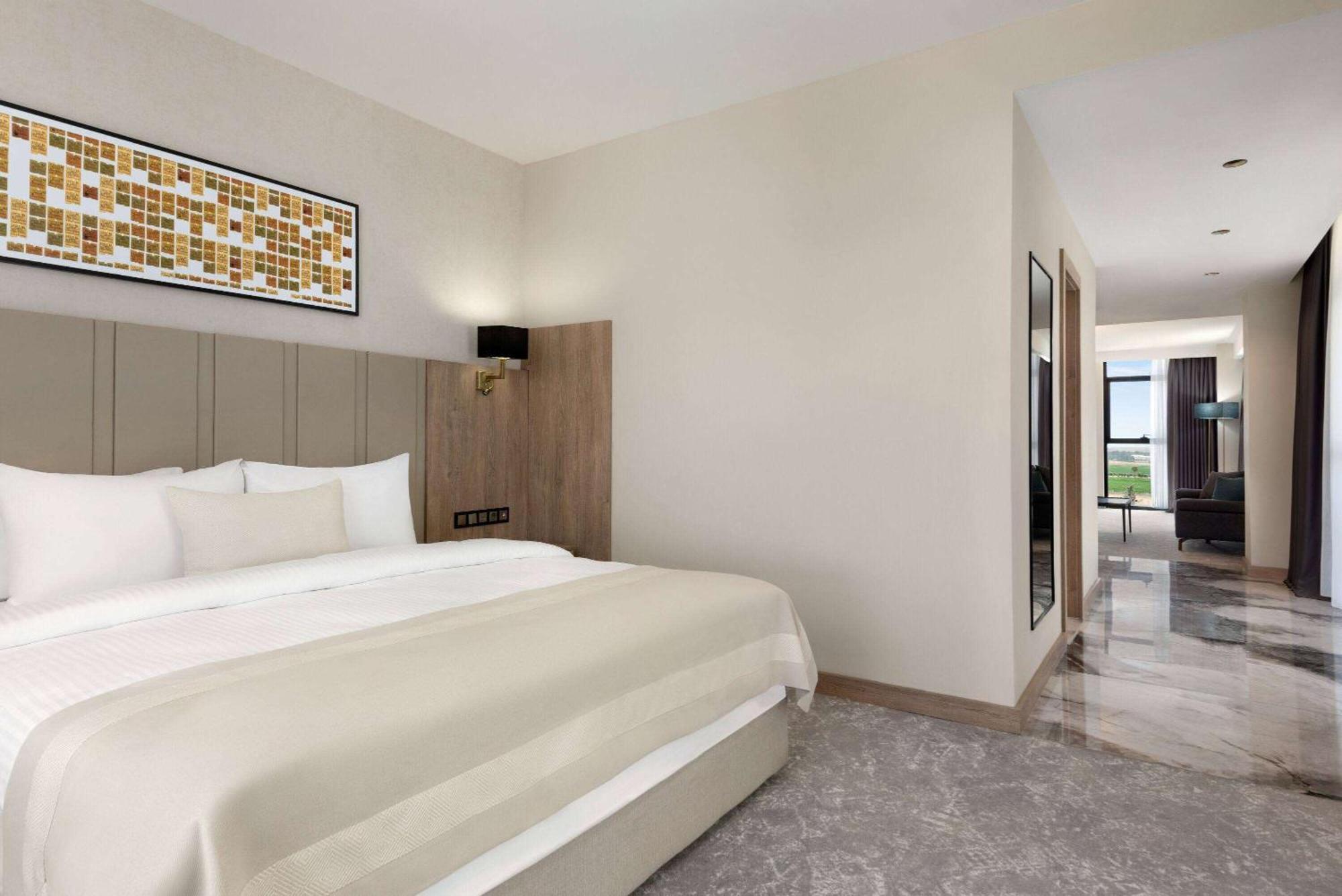 Ramada Plaza By Wyndham Batman Otel Dış mekan fotoğraf