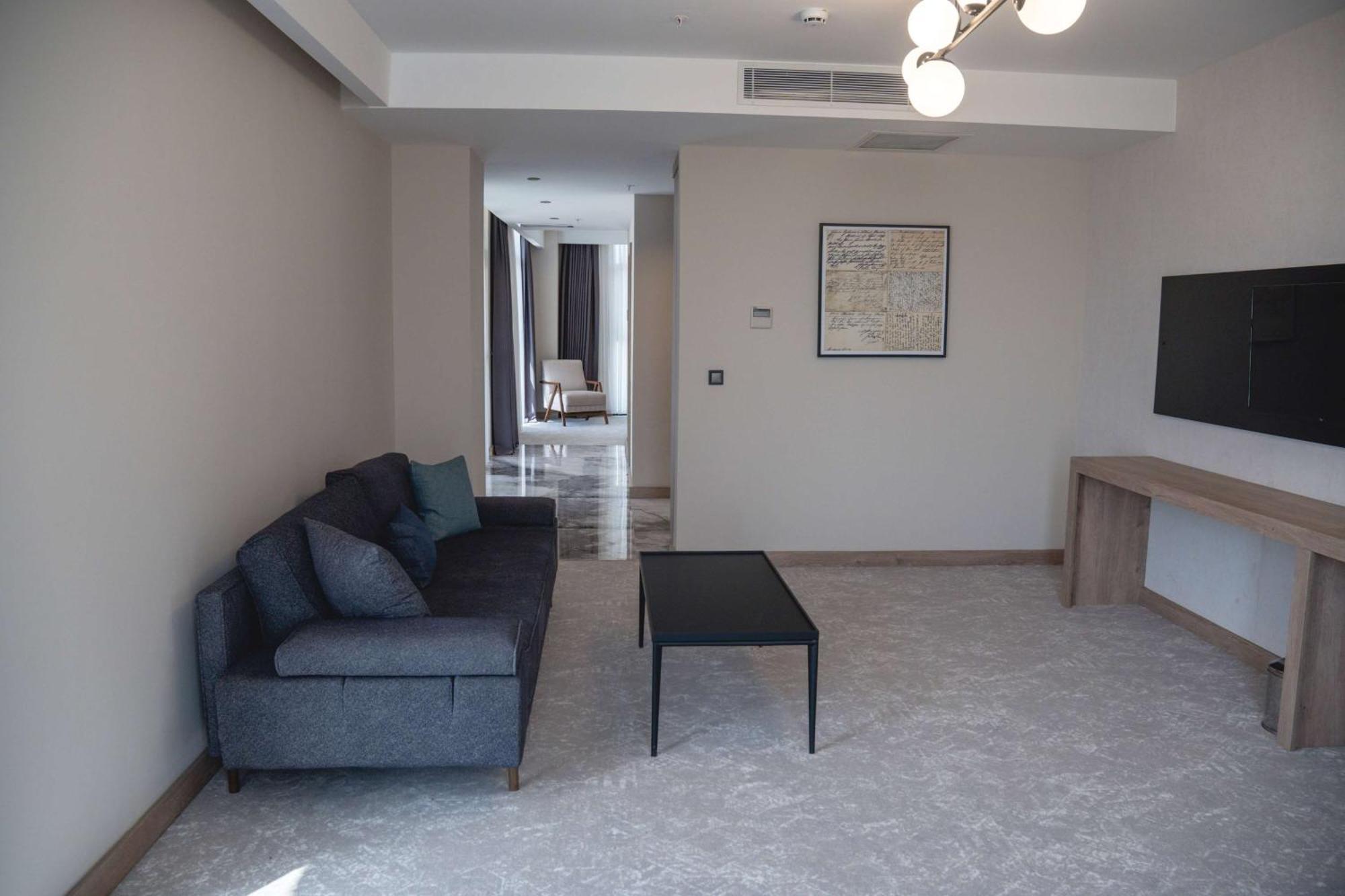 Ramada Plaza By Wyndham Batman Otel Dış mekan fotoğraf