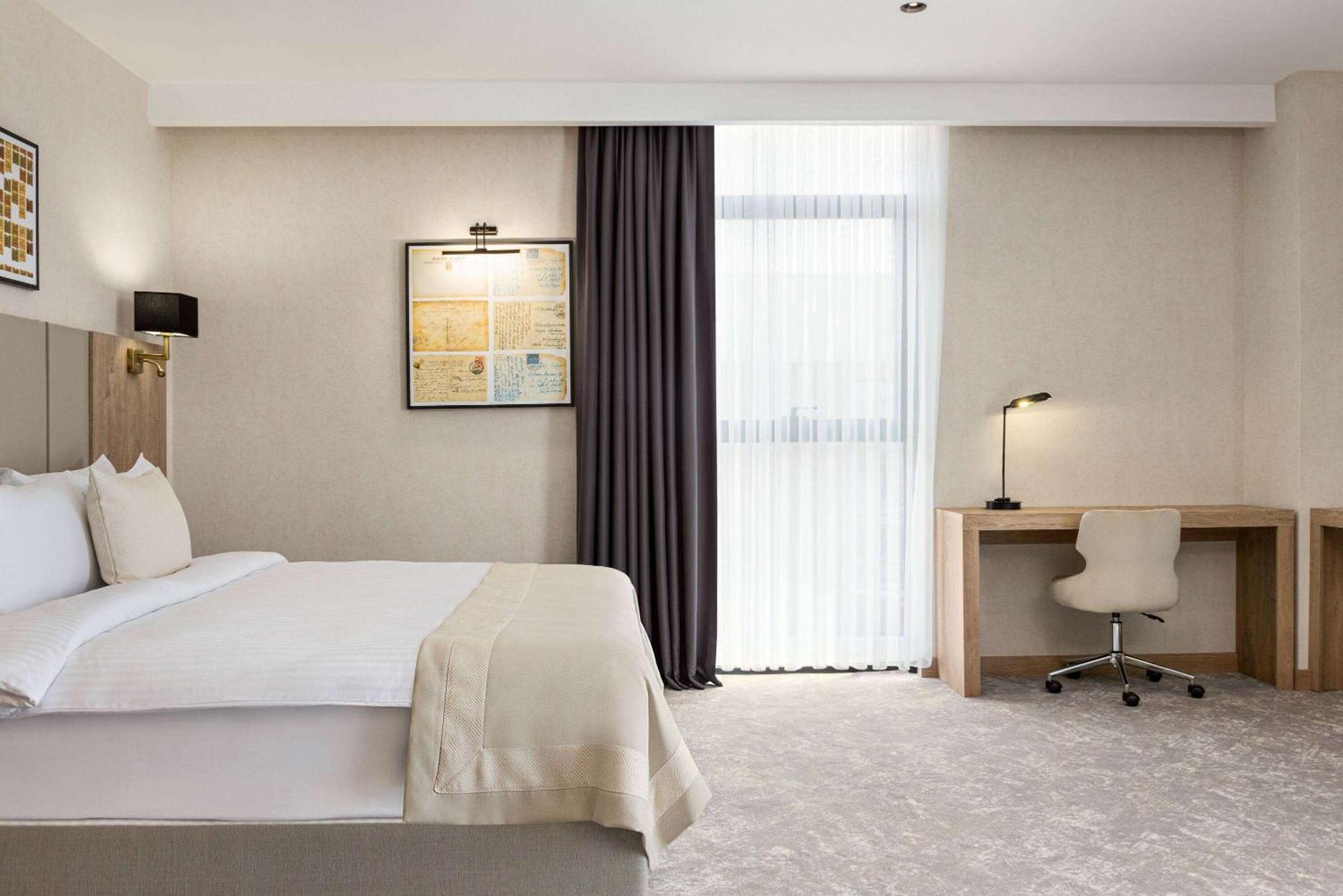 Ramada Plaza By Wyndham Batman Otel Dış mekan fotoğraf
