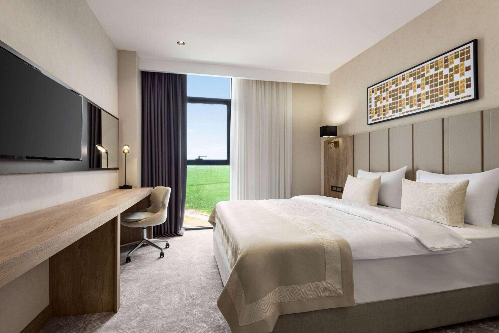 Ramada Plaza By Wyndham Batman Otel Dış mekan fotoğraf